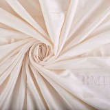 emi-kremszinu-damaszt-lepedo