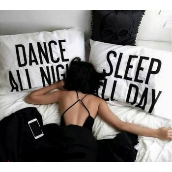 EMI Dance All Night párna szett