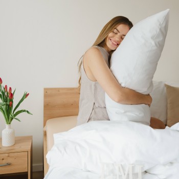 EMI fehér deluxe pamut ágyneműhuzat