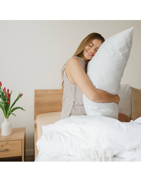 EMI fehér deluxe pamut ágyneműhuzat