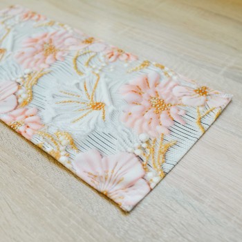 emi_sylvet_asztalterito