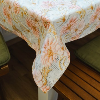 emi_sylvet_asztalterito