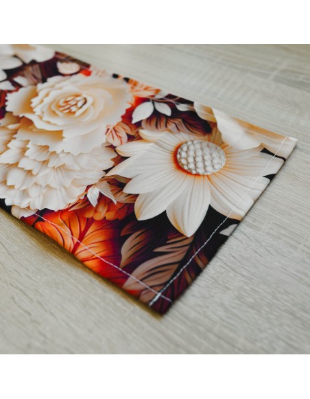 emi_soraya_asztalterito