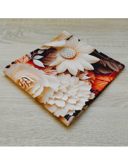 emi_soraya_asztalterito