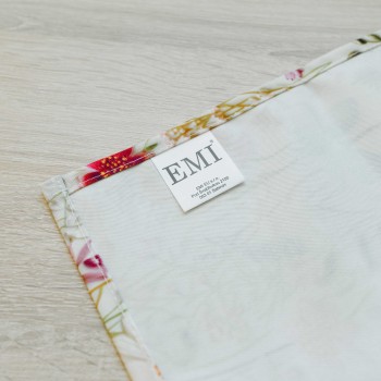 emi_aurelia_asztalterito