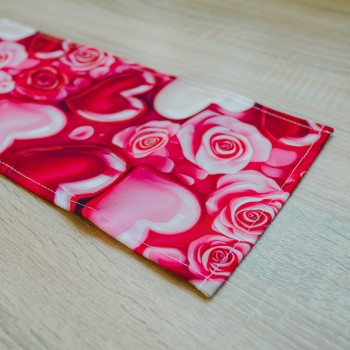 emi_lovelin_asztalterito