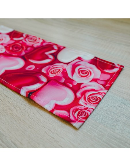 emi_lovelin_asztalterito