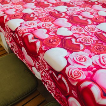 emi_lovelin_asztalterito