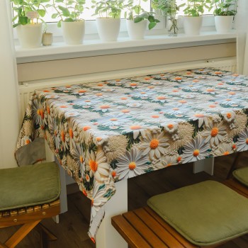 emi_aramina_asztalterito