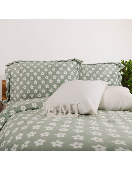 emi_lorien_mikrolpuss_agynemuhuzat