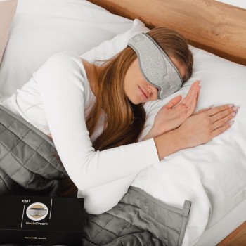 emi_noxiedream_masszazs_szemmaszk