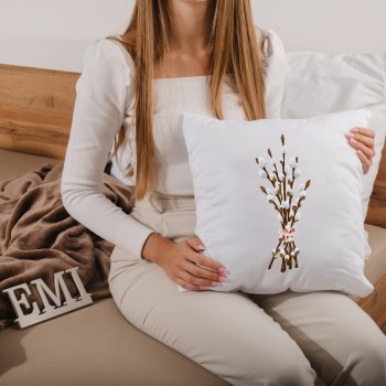 emi_diszparna_40x40_cm