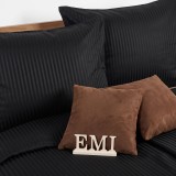 agynemu_fekete_damaszt_szaten_emi_3