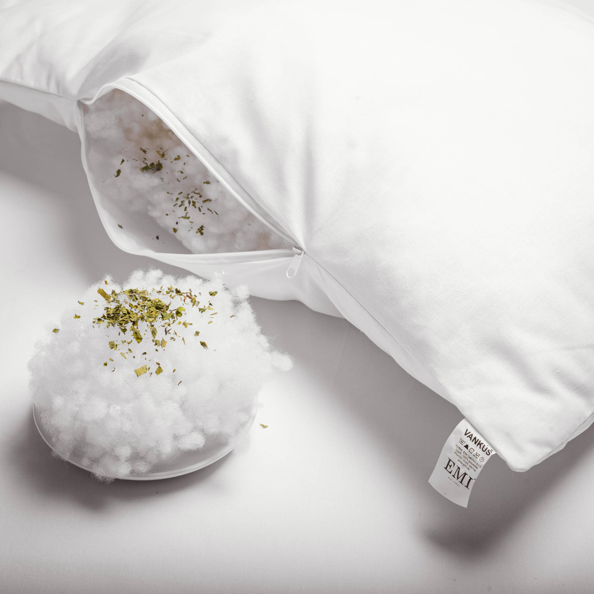 vonavy_matovy_vankus_emi